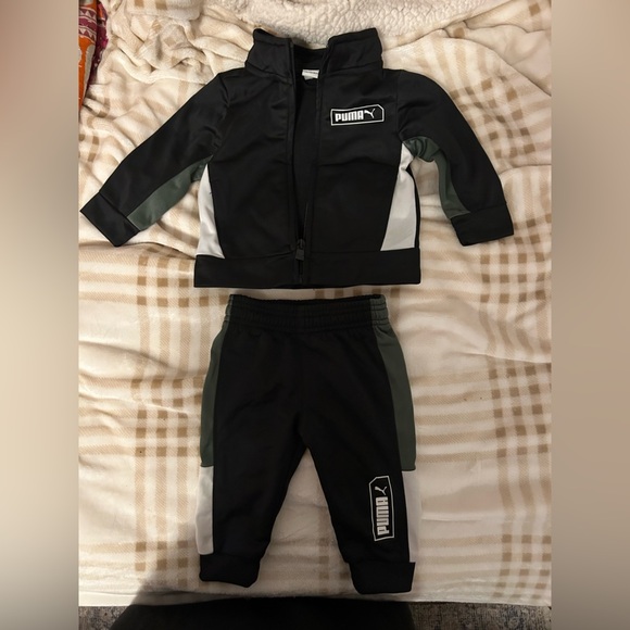 Baby 3-6 months Puma Black,Green and White  Tracksuit - Picture 1 of 7